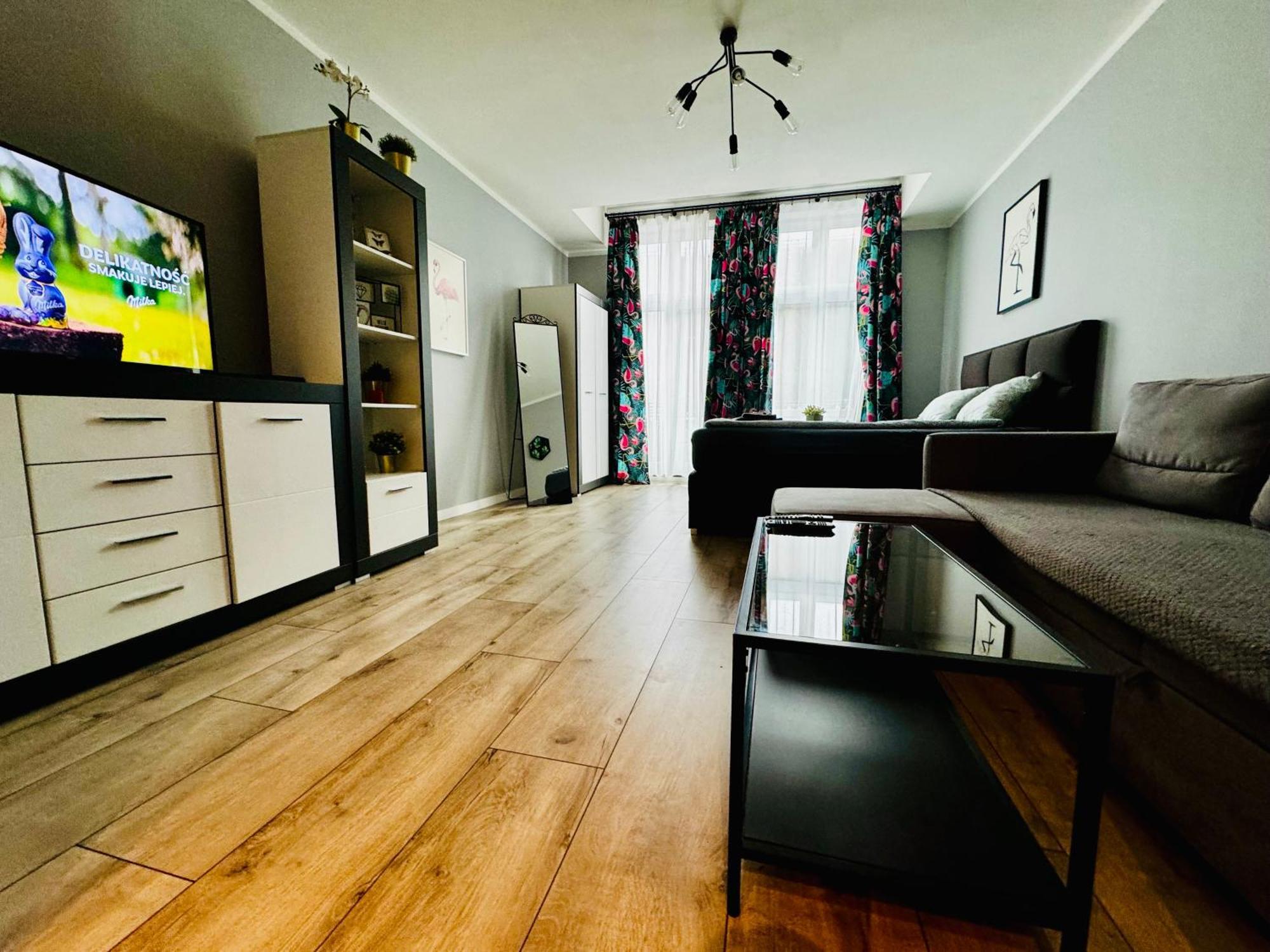 Apartament Flaming Z Balkonem - Scisle Centrum Naprzeciwko Pkp I Pks - Self Check In - Darmowy Parking - Pozne Wymeldowanie - Wystawiamy Fv Opole Eksteriør billede
