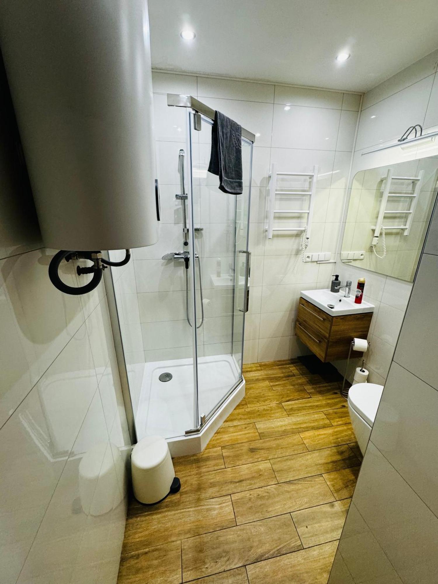 Apartament Flaming Z Balkonem - Scisle Centrum Naprzeciwko Pkp I Pks - Self Check In - Darmowy Parking - Pozne Wymeldowanie - Wystawiamy Fv Opole Eksteriør billede