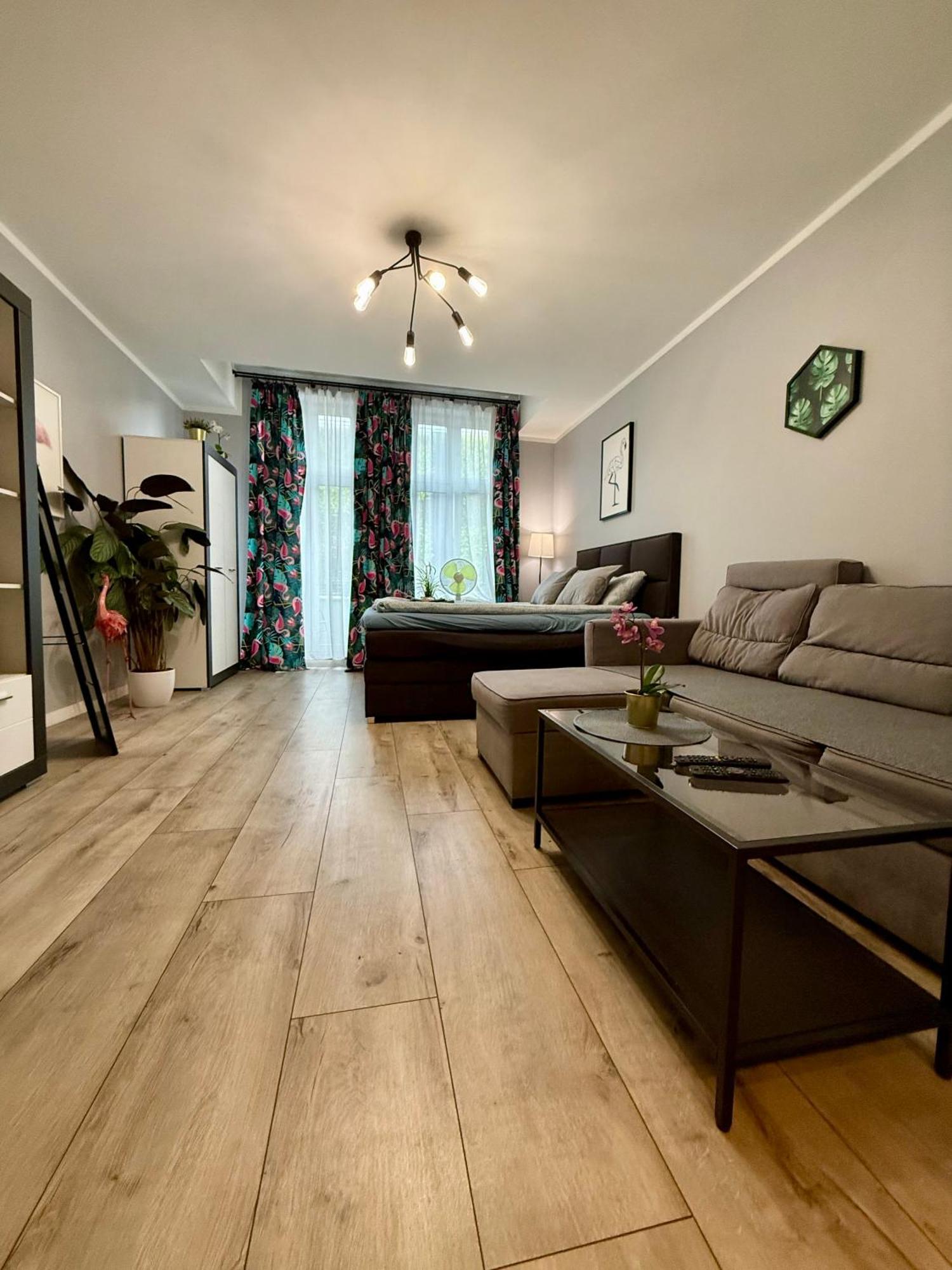 Apartament Flaming Z Balkonem - Scisle Centrum Naprzeciwko Pkp I Pks - Self Check In - Darmowy Parking - Pozne Wymeldowanie - Wystawiamy Fv Opole Eksteriør billede
