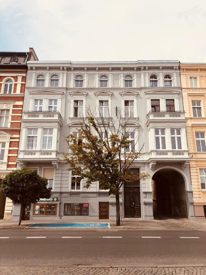 Apartament Flaming Z Balkonem - Scisle Centrum Naprzeciwko Pkp I Pks - Self Check In - Darmowy Parking - Pozne Wymeldowanie - Wystawiamy Fv Opole Eksteriør billede